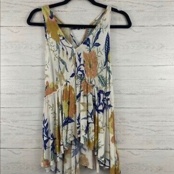 Kimchi Blue By Urban Outfitters white flora top - Picture 3 of 8